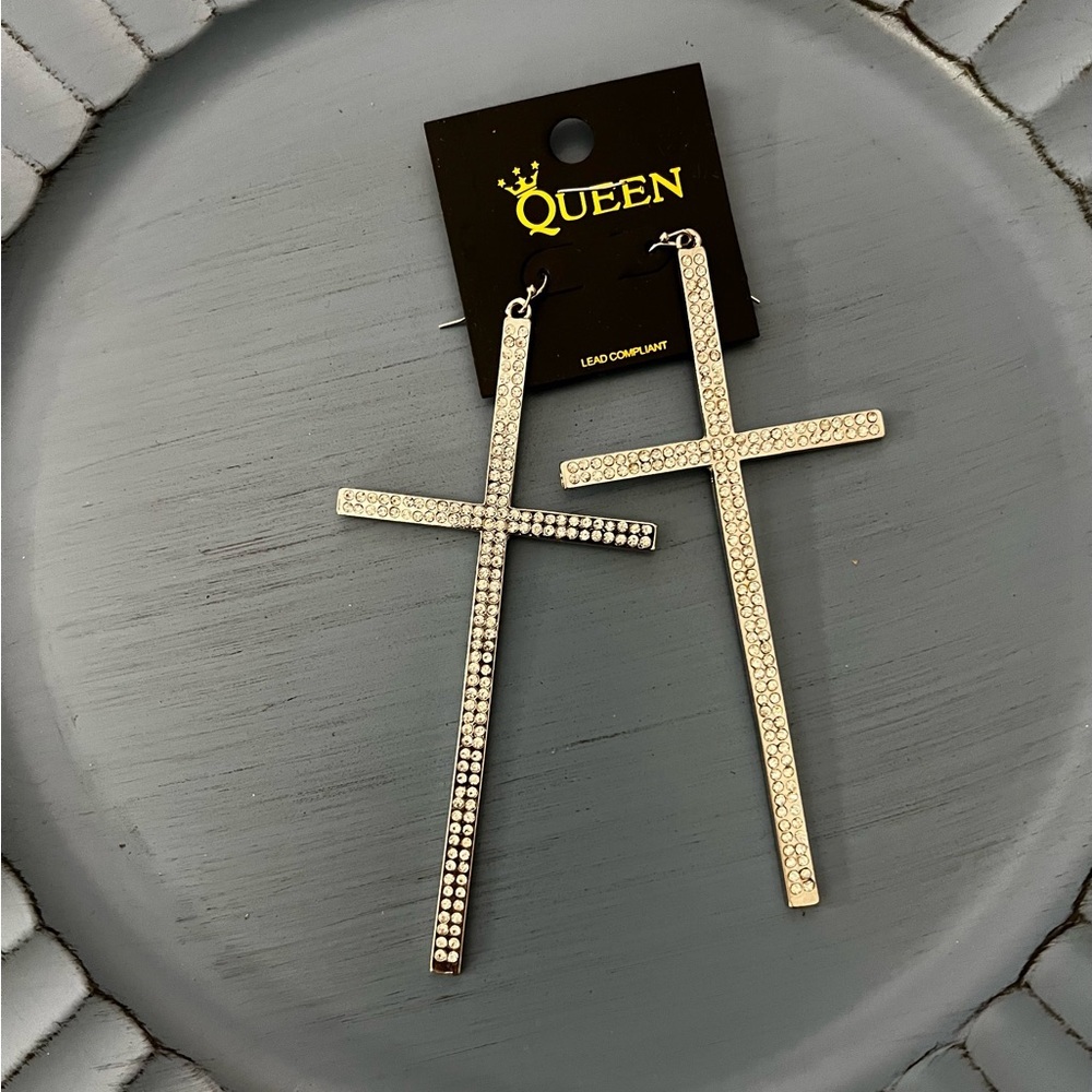 Beautiful cross earrings made for a queen
